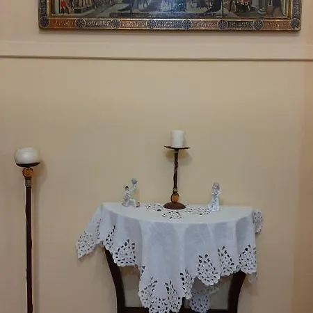 Monteoliveto לינה וארוחת בוקר נאפולי