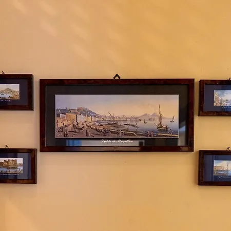 Monteoliveto 4* Неаполь