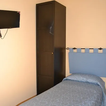 Monteoliveto נאפולי