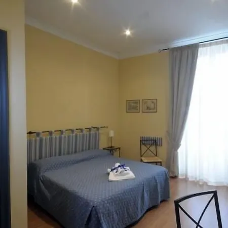 Monteoliveto 4* Nápoles