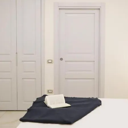 Bed and Breakfast Monteoliveto Νάπολη