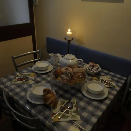 Monteoliveto Bed and Breakfast Νάπολη