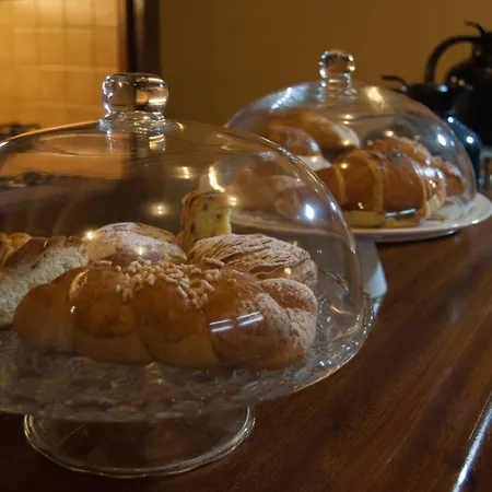 Alojamento de Acomodação e Pequeno-almoço Monteoliveto 4*